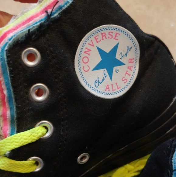 Converse - Picture 3 of 5